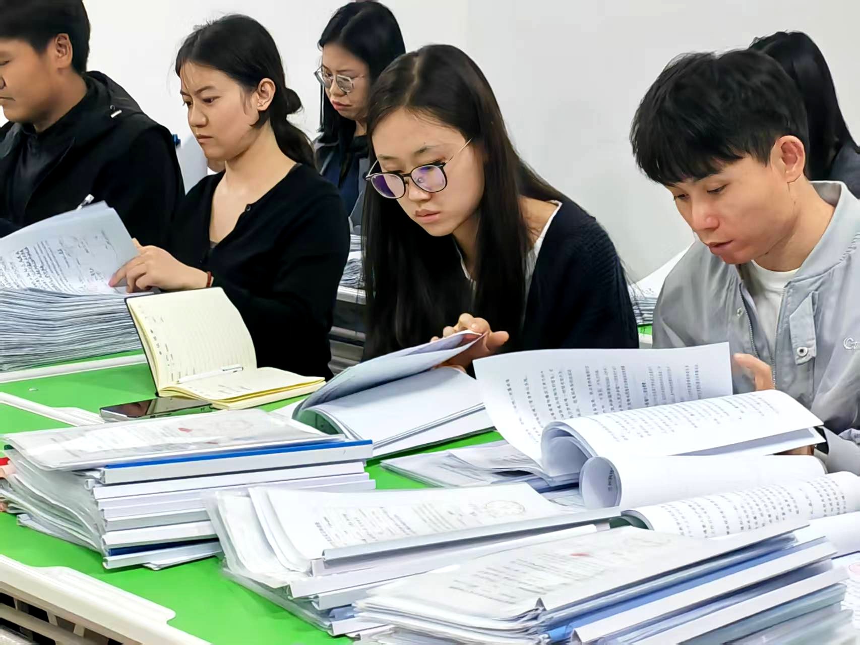 1759045922170012.jpg 2.jpg