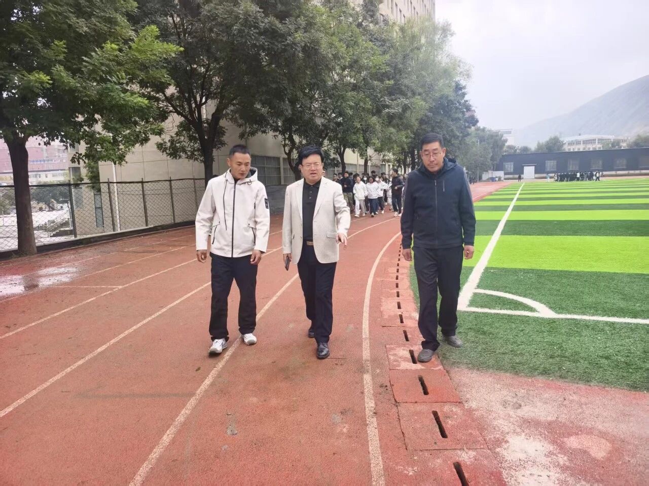 1760334435414465.jpg 1.2.jpg